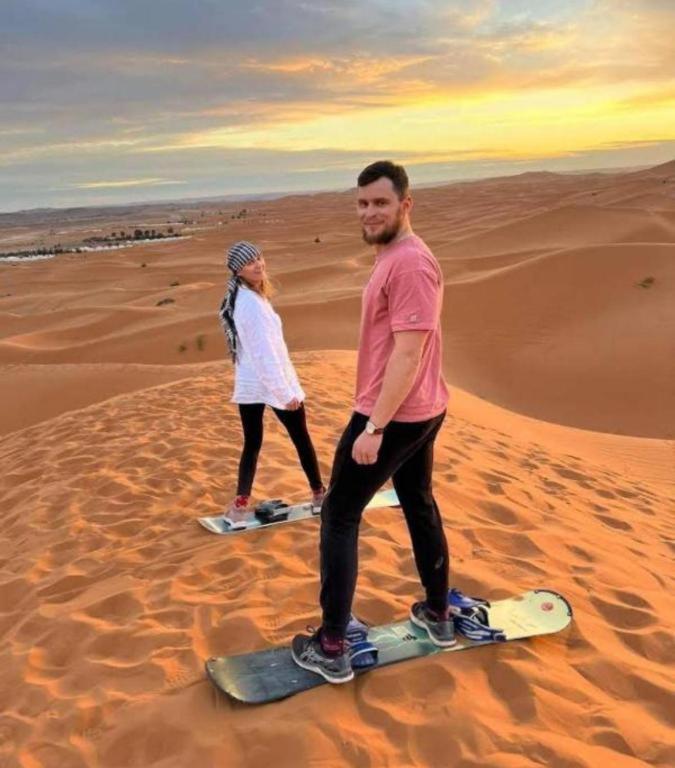 Blue Sky Luxury Camp Merzouga Exterior foto