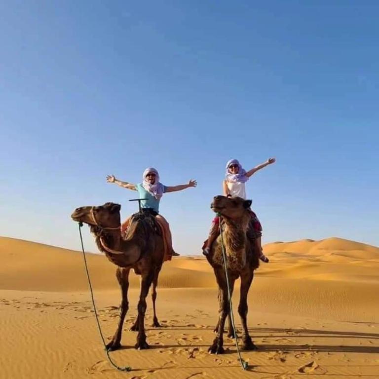 Blue Sky Luxury Camp Merzouga Exterior foto