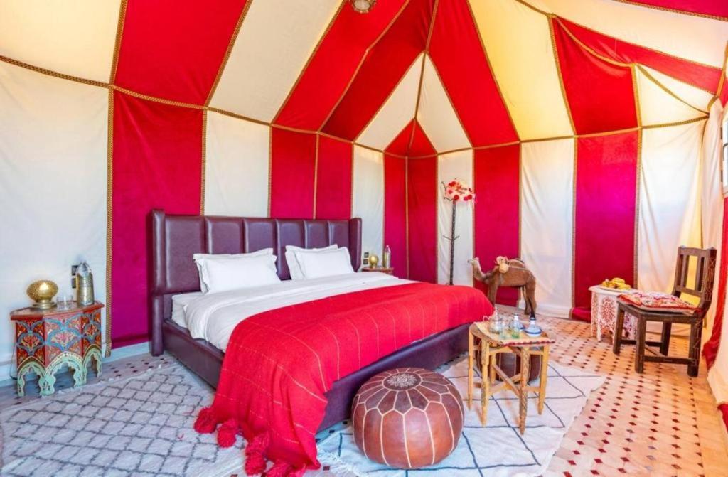 Blue Sky Luxury Camp Merzouga Exterior foto
